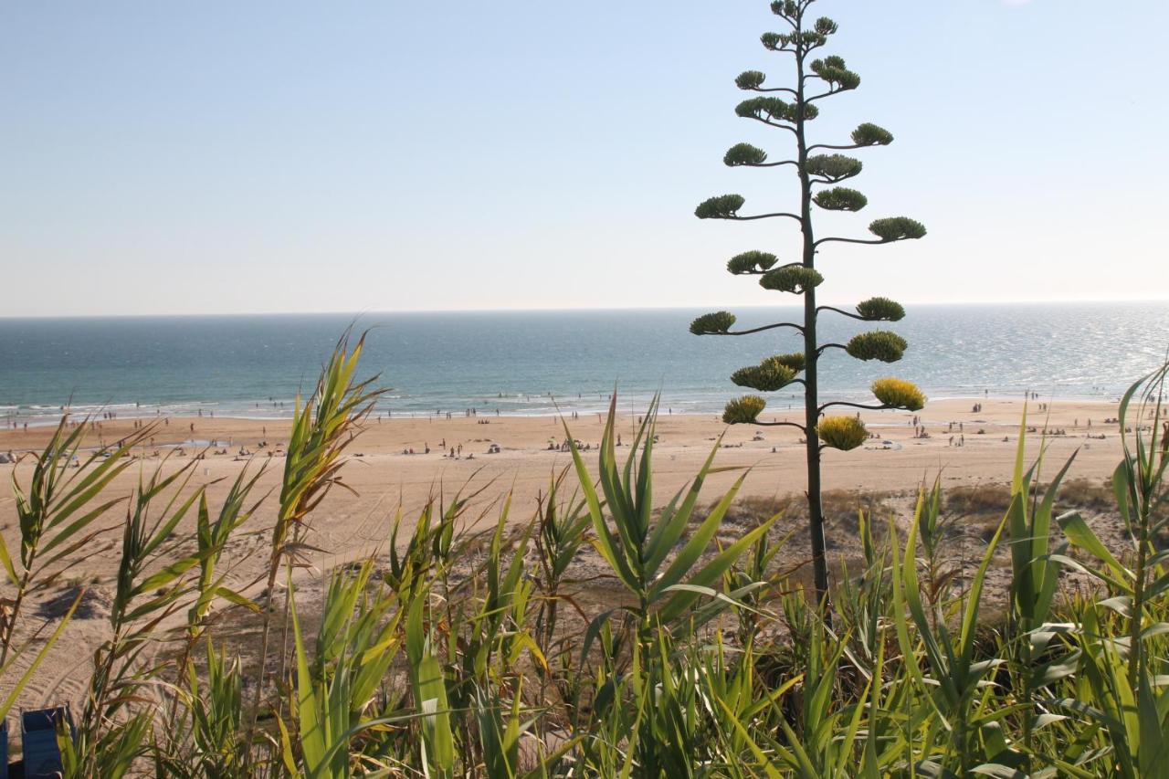 Apartamento Velarde Conil De La Frontera Esterno foto
